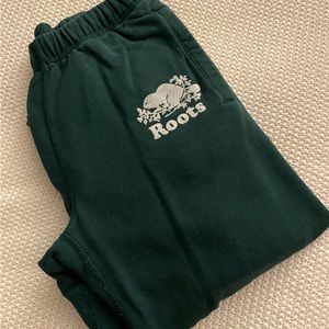 Roots joggers